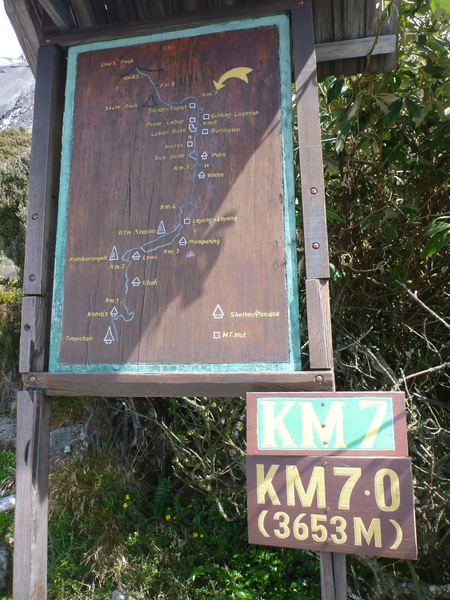 500 metrů pod vrcholem