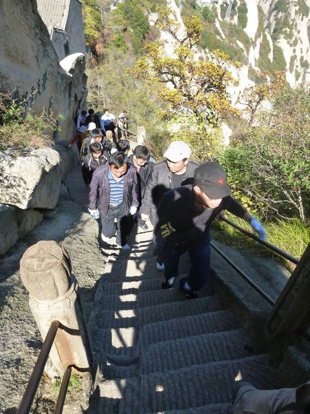 Hua Shan - neuvěřitelné mraky turistů