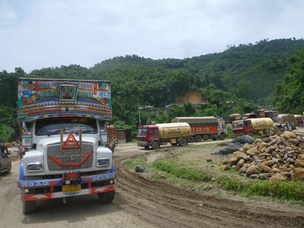 Truck Art je v Indii velice oblíbený. Dokonce se říká, že styl pokreslení vozu by měl vystihovat majitele auta.