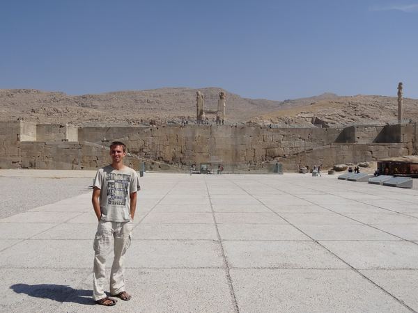 Kousek za Shirazem se nachází jedna z nejdůležitějších památek celého regionu - Persepolis.