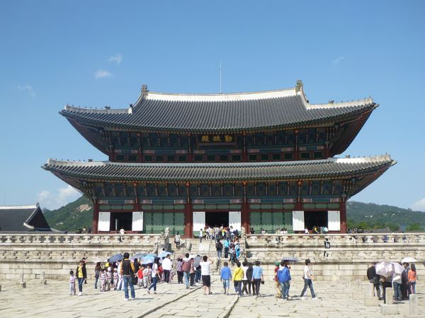 Uvnitř paláce Gyeongbok-gung