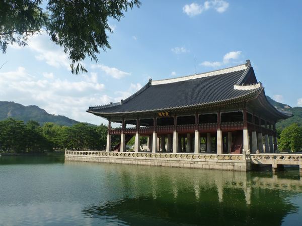 Uvnitř paláce Gyeongbok-gung