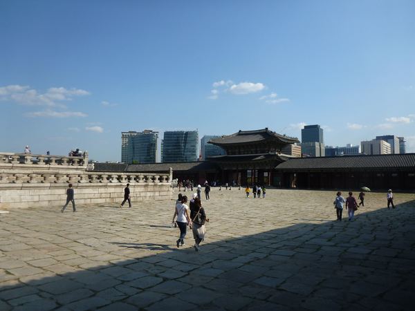 Uvnitř paláce Gyeongbok-gung