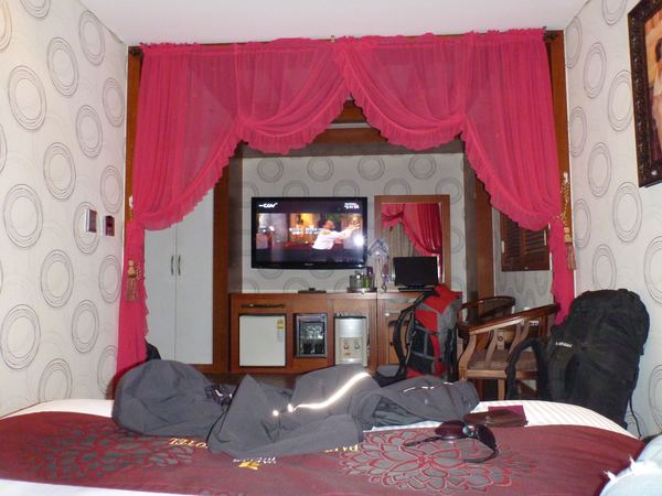 Jeden z těch levnějších hotelů, jak vypadají ty luxusní?