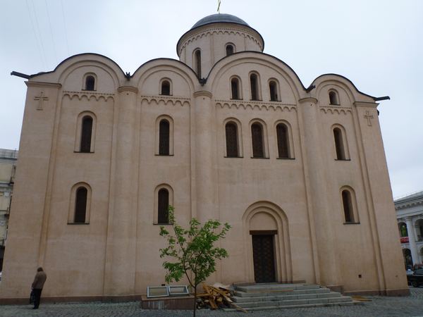 Kostel Pany Marie Pirogošské