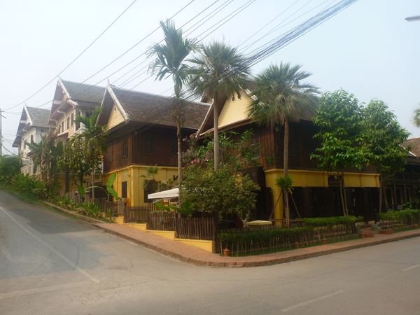 Luang Prabang je bývalé hlavní město Laosu. Nachází se také na seznamu kulturního dědictví UNESCO.