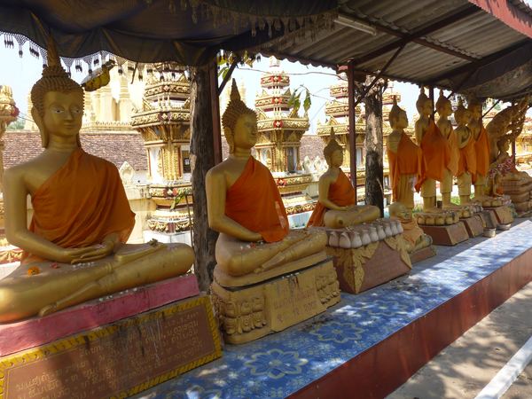 Tato pozlacená stupa je původně z 3. století našeho letopočtu, v průběhu historie byla však několikrát zničena.