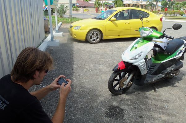 Tento slepovaný skútr se stal na několik dní naším služebníkem