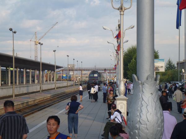 Příjezd posledního člena expedice (Žabža) i s druhou návštěvou (Weir)