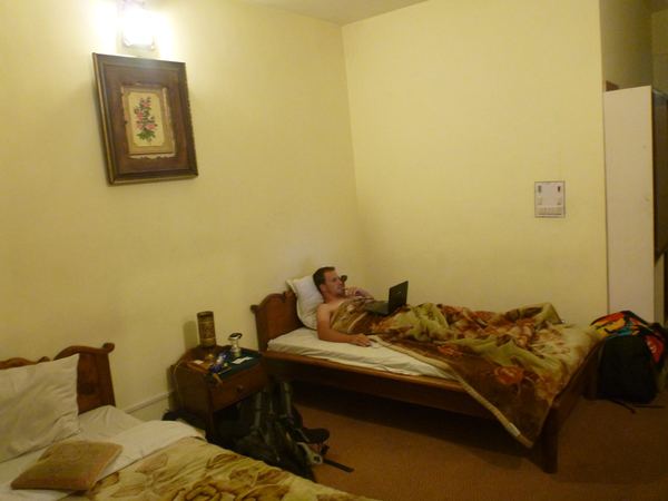Poslední noc trávíme v Karimabadu.