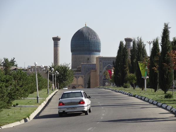 Tamerlánovo mauzoleum (Gur-e Amir) zaujímá významné místo v historii perské architektury. Nepřímo se stalo vzorem např. pro indický Taj Mahal.