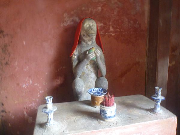 Hoi An - uvnitř Japonského krytého mostu