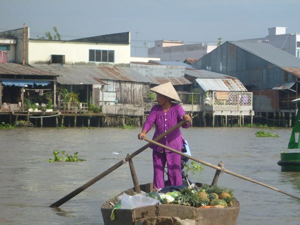 Delta Mekongu - říční trh